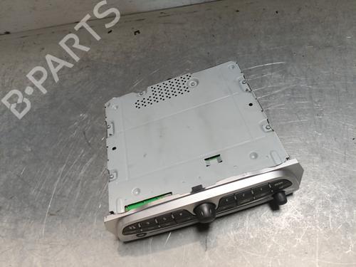 radio-renault-megane-iii-hatchback-bz01_-b3_-2008-28078451 main image