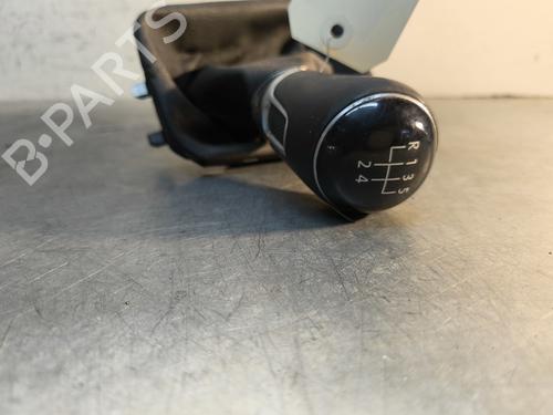 shift-knob-vw-polo-vi-aw1-bz1-ae1-2017-32995138 main image