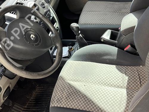 Instrument cluster RENAULT MEGANE II (BM0/1_, CM0/1_) 1.9 dCi (BM0G, CM0G) | BP21698386C47 