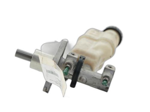 brake-master-cylinder-peugeot-407-coupe-6c_-2005-34542769 main image