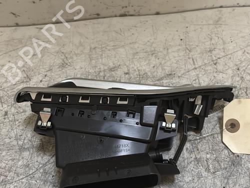 Used Air vent Air vent PEUGEOT 208 I (CA_, CC_) 1.6 BlueHDi 100 (100 hp) 21704284 21704284