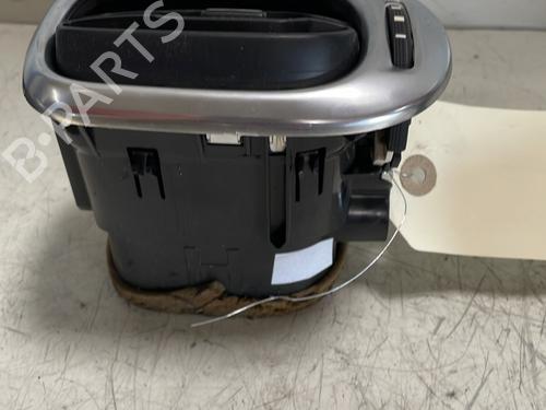 Used Air vent Air vent CITROËN C3 Picasso (SH_) 1.6 HDi (90 hp) 24526490 24526490