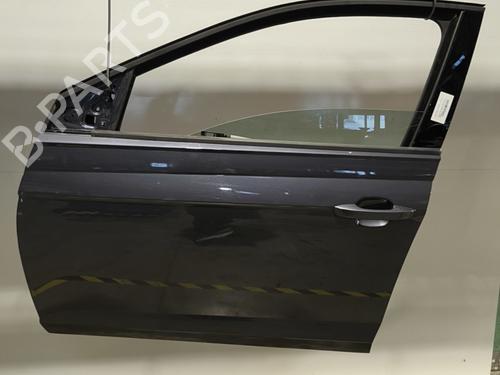 Used Left front door VW POLO VI (AW1, BZ1, AE1) 1.0 TSI (110 hp) 31257772