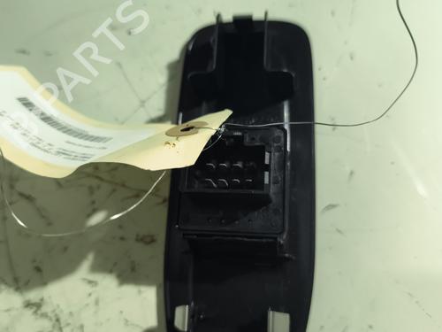 Used Left front window switch Left front window switch PEUGEOT 208 I (CA_, CC_) 1.6 HDi / BlueHDi 75 (75 hp) 23822056 23822056