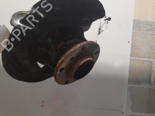 Used Right front steering knuckle BMW 3 (E90) 318 d (143 hp) 22691386