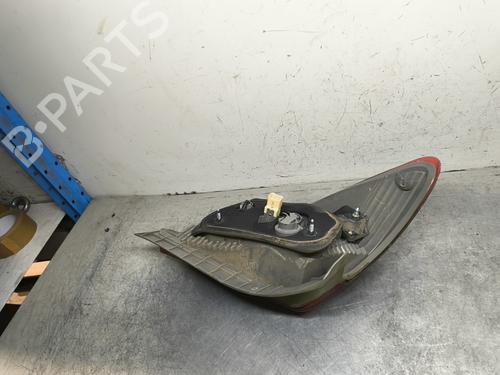 right-taillight-toyota-yaris-_p13_-2010-2011-2012-2013-2014-2015-2016-2017-2018-2019-2020-31258080 main image