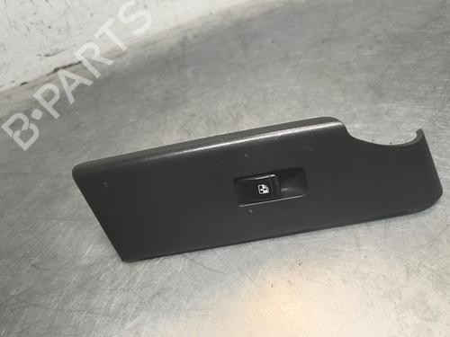 Høyre Foran elrute bryter CHEVROLET AVEO / KALOS Hatchback (T250, T255) 1.2 LPG (84 hp) 32996789