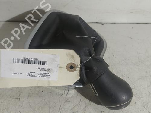 Used Shift knob Shift knob VW POLO V (6R1, 6C1) 1.6 TDI (90 hp) 24236551 24236551