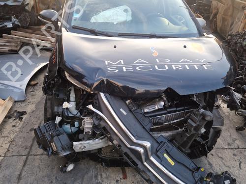 Brugte CITROËN C3 III (SX) 1.5 BlueHDi 100 (SXYHYP, SXYHTU) (102 hp) 4427680