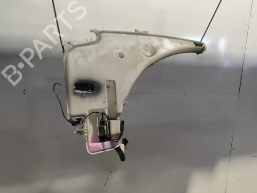 Used Windscreen washer tank BMW 3 (E90) 318 d (122 hp) 31872272