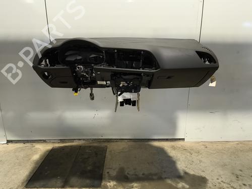 Instrumentbræt SEAT LEON (5F1) 1.6 TDI (115 hp) 32994046