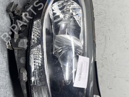 Used Right headlight Right headlight MERCEDES-BENZ B-CLASS Sports Tourer (W246, W242) B 180 CDI / d (246.212) (109 hp) 32997140 32997140