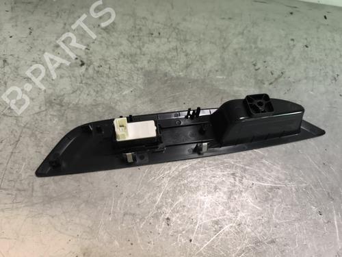 Used Right front window switch Right front window switch PEUGEOT 208 II (UB_, UP_, UW_, UJ_) 1.2 PureTech 75 (75 hp) 26893370 26893370