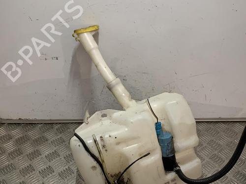 Used Windscreen washer tank RENAULT LAGUNA II (BG0/1_) 2.0 16V (BG00, BG0K, BG0P, BG0W) (135 hp) 21701225