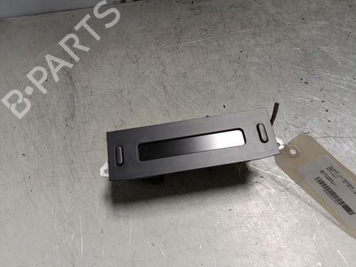 Used Display monitor PEUGEOT 206+ (2L_, 2M_) 1.4 i (73 hp) 27354864