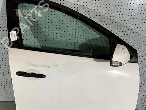 Used Right front door Right front door RENAULT MEGANE III Hatchback (BZ0/1_, B3_) 1.5 dCi (BZ09, BZ0D, BZ1W, BZ29, BZ14) (110 hp) 21701767 21701767