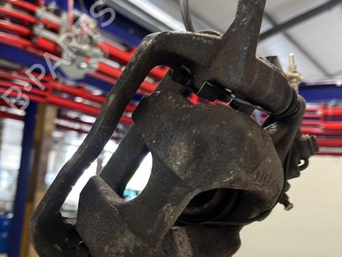 Used Right front brake caliper Right front brake caliper PEUGEOT 407 (6D_) 2.0 (6DRFNB, 6DRFNE) (136 hp) 28302324 28302324