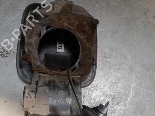 Fuel flap RENAULT CLIO III Grandtour (KR0/1_) 1.5 dCi (KR0G) | BP29351178C131 