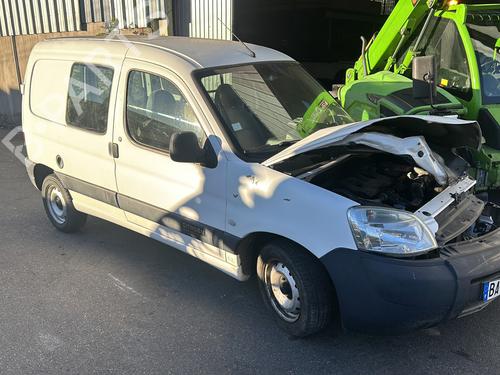 Right taillight CITROËN BERLINGO / BERLINGO FIRST Box Body/MPV (M_) 1.9 D 70 (MBWJZ, MCWJZ) | BP30708698C35