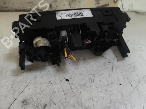 Used Climate control Climate control 25444016 25444016