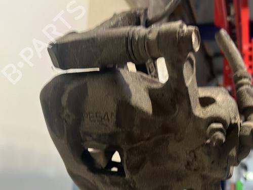 Used Right front brake caliper Right front brake caliper TOYOTA RAV 4 I Cabrio (_A1_) 2.0 4WD (SXA10) (129 hp) 28302368 28302368