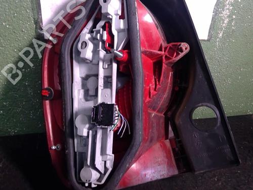 Used Right taillight Right taillight 21708831 21708831