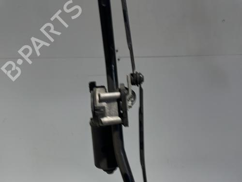 Used Front wiper motor Front wiper motor KIA CEE'D Hatchback (ED) 1.6 CRDi 90 (90 hp) 27328584 27328584