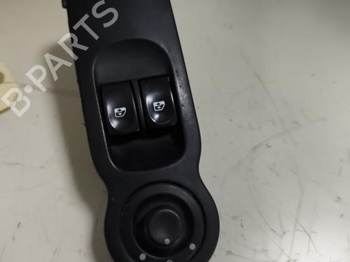 Used Left front window switch RENAULT MODUS / GRAND MODUS (F/JP0_) 1.5 dCi (FP0E, JP0E) (65 hp) 25274646