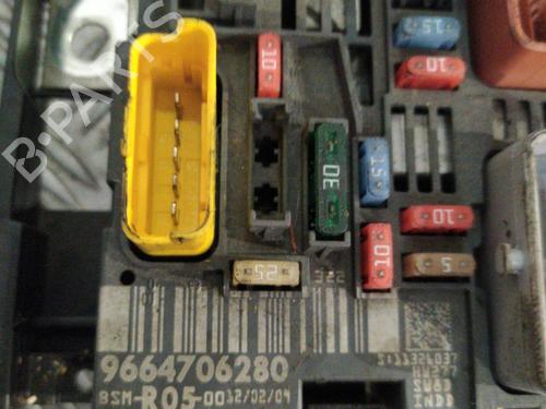 Used Electronic module Electronic module PEUGEOT 308 SW I (4E_, 4H_) 1.6 16V (150 hp) 21701807 21701807