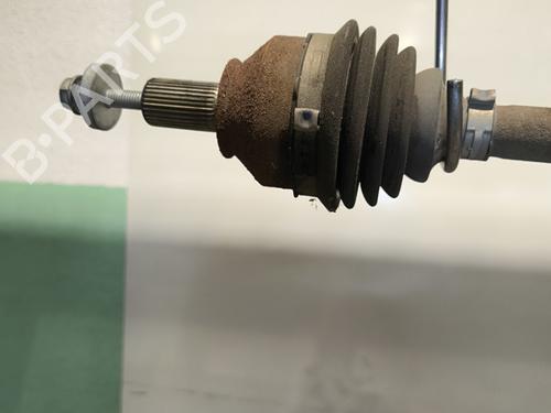 Left front driveshaft RENAULT TWINGO III (BCM_, BCA_) 1.0 SCe 70 (BCMB) | BP30553261M38