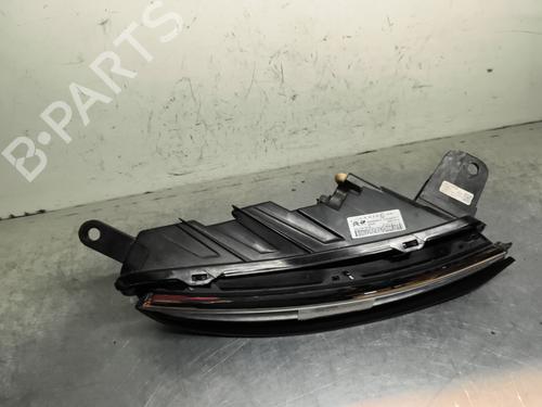 Used Right front indicator Right front indicator 38229758 38229758