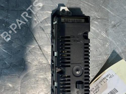 Used Display monitor Display monitor CITROËN C3 II (SC_) 1.4 HDi 70 (SC8HZC, SC8HR0, SC8HP4) (68 hp) 21700190 21700190