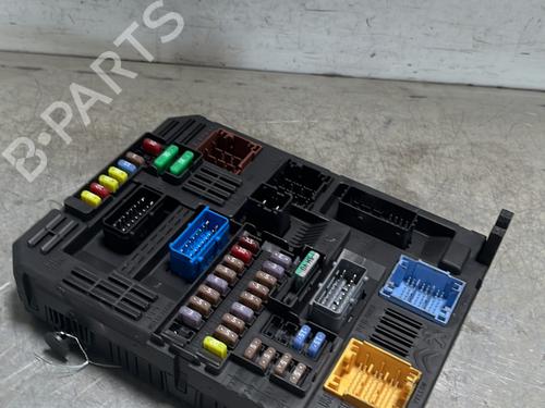 Fuse box PEUGEOT 208 II (UB_, UP_, UW_, UJ_) 1.5 BlueHDI 100 | BP28164811E1