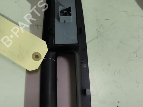 Used Left front window switch Left front window switch SKODA OCTAVIA II Combi (1Z5) 2.0 TDI 16V 4x4 (140 hp) 23845842 23845842