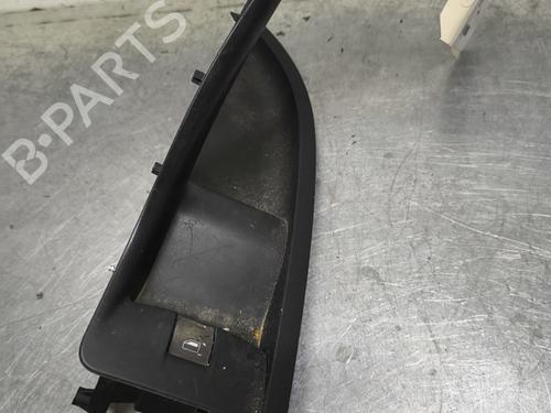 Used Right front window switch AUDI A3 (8P1) 2.0 TDI 16V (140 hp) 32993727