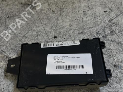 Used Fuse box DACIA SANDERO 1.2 16V (75 hp) 26028733