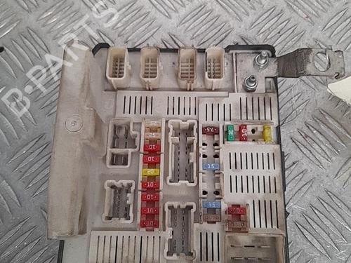 Used Fuse box Fuse box RENAULT SCÉNIC II (JM0/1_) 1.5 dCi (JM1E, JM16) (106 hp) 21711508 21711508