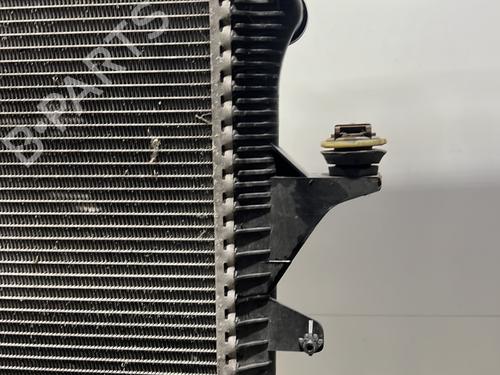Used Water radiator Water radiator 23823463 23823463