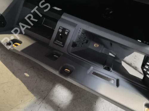 Used Glove box Glove box AUDI Q5 (FYB, FYG) 40 TDI quattro (190 hp) 25653486 25653486