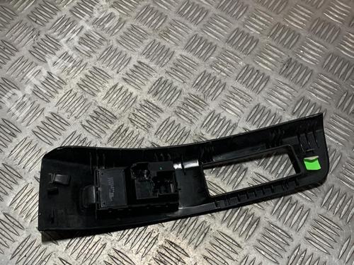 Used Right front window switch OPEL MERIVA B MPV (S10) 1.3 CDTI (75) (75 hp) 21722990