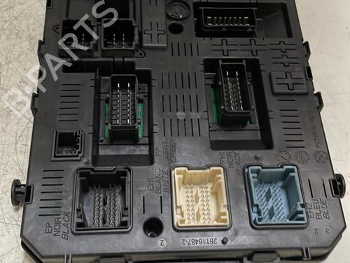 Used Fuse box Fuse box PEUGEOT 308 CC (4B_) 2.0 HDi (140 hp) 25985774 25985774