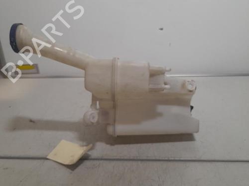 Used Windscreen washer tank PEUGEOT 107 (PM_, PN_) 1.4 HDi (54 hp) 21718087