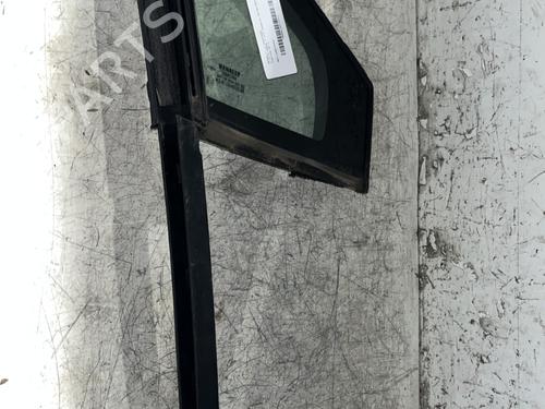 Højre foran trekantet rude RENAULT CLIO IV (BH_) 0.9 TCe 90 (BHNF, BHMA, BHMH, BHJK, BHJR) (90 hp) 32183777