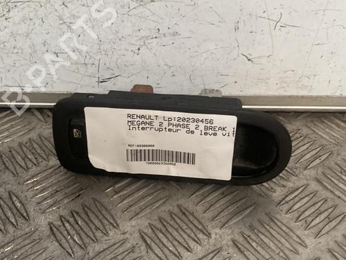 Used Left front window switch RENAULT MEGANE II Estate (KM0/1_) 1.9 dCi (131 hp) 21697963