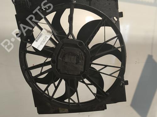 Używane Wentylator chłodnicy BMW 5 (E60) 530 d (218 hp) 32996505
