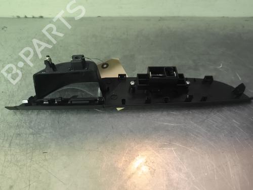 Right front window switch PEUGEOT 4008 1.6 HDi AWC | BP29732548I26 - Image 3