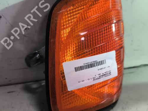 Used Right front indicator Right front indicator MERCEDES-BENZ 124 Saloon (W124) 250 D (124.125) (94 hp) 28354096 28354096