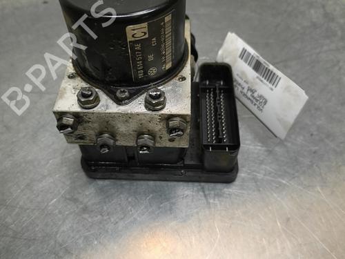 Used ABS pump ABS pump VW TOURAN (1T1, 1T2) 2.0 TDI 16V (140 hp) 33870179 33870179