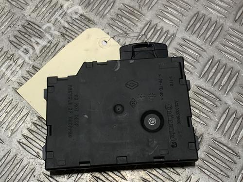 Used Card reader Card reader RENAULT CLIO IV (BH_) 1.5 dCi 75 (75 hp) 21722906 21722906