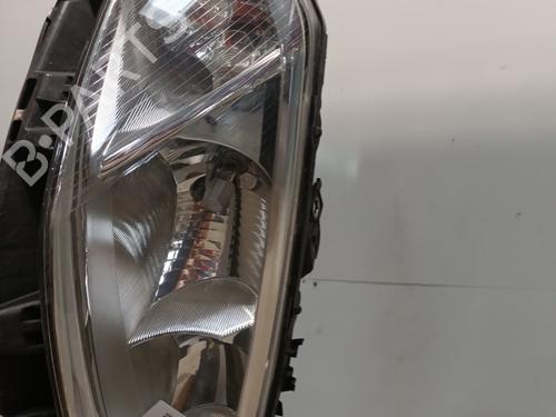 Højre forlygte RENAULT MEGANE II (BM0/1_, CM0/1_) 1.6 16V (BM0C, CM0C) (113 hp) 28442428